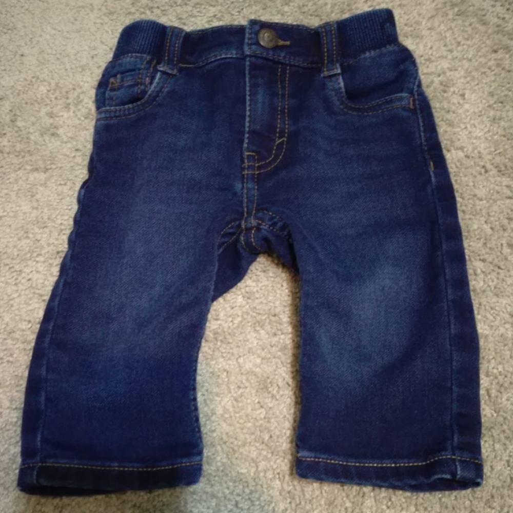 Baby pull on Levi's
